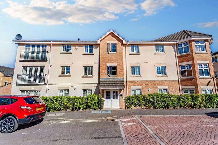 2 Bedroom Flat To Rent In Coleridge Way, Borehamwood, WD6