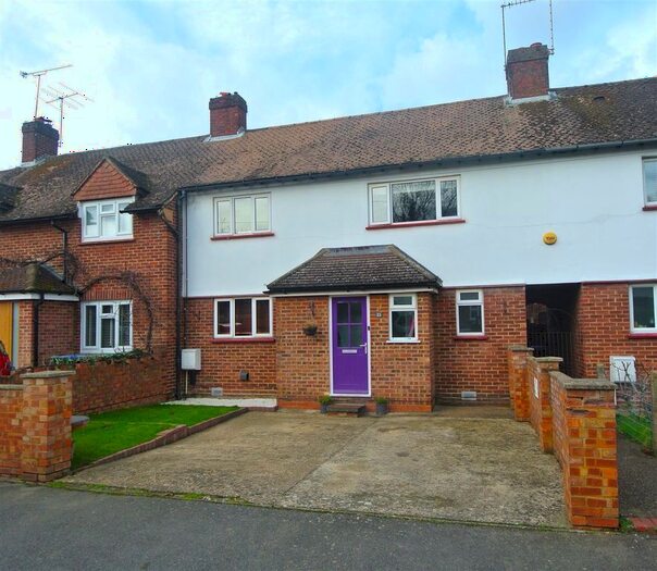 3 Bedroom Terraced House To Rent In Greenlands Road, Weybridge, KT13