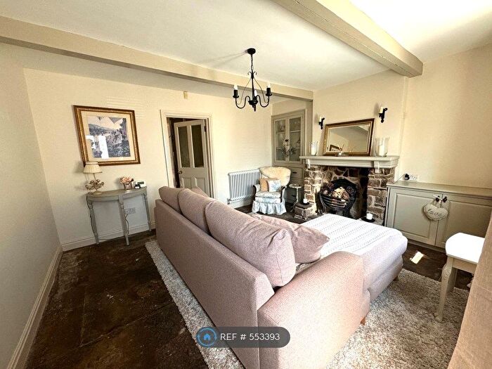 2 Bedroom Terraced House To Rent In Greenhill Main Road, Sheffield, S8