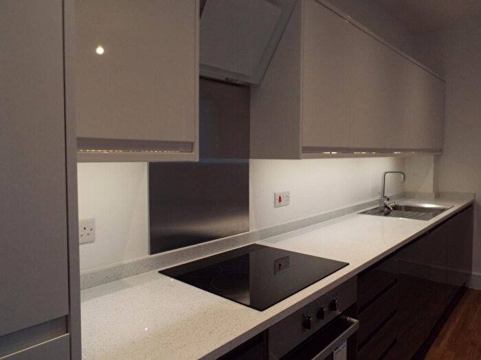 1 Bedroom Apartment To Rent In Lower Stone Street, Maidstone, ME15