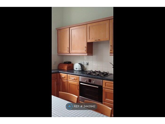 5 Bedroom Flat To Rent In Lauriston Park, Edinburgh, EH3
