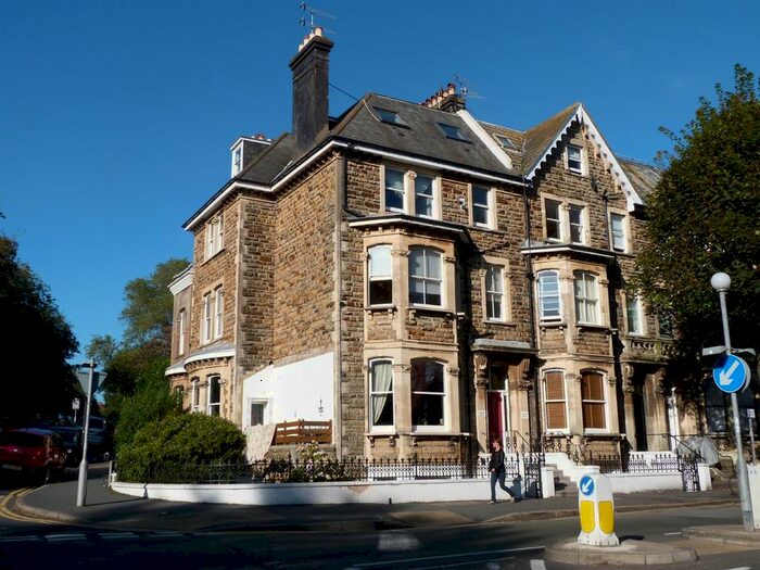 2 Bedroom Flat To Rent In Cromwell Road, Hove, BN3