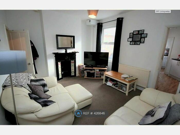 1 Bedroom Flat To Rent In Essex Street, Reading, RG2