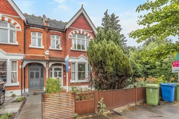 5 Bedroom Detached House To Rent In Turney Road, London, SE21