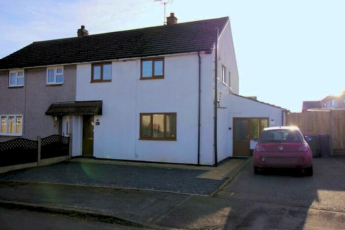 3 Bedroom Semi-Detached House For Sale In St. Matthews Avenue, Worthington, LE65