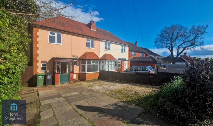 3 Bedroom Semi-Detached House To Rent In Evesham Road, Redditch, Worcestershire, B97