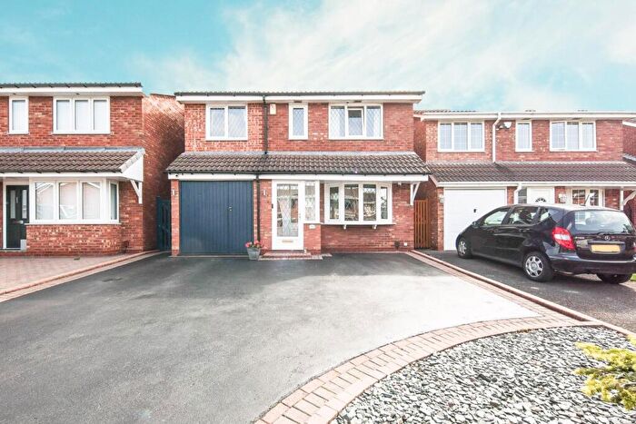 3 Bedroom Detached House For Sale In Bradewell Road, Castle Bromwich, Birmingham, B36