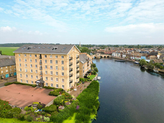 2 Bedroom Apartment For Sale In The Old Mill Riverside, St Ives, PE27