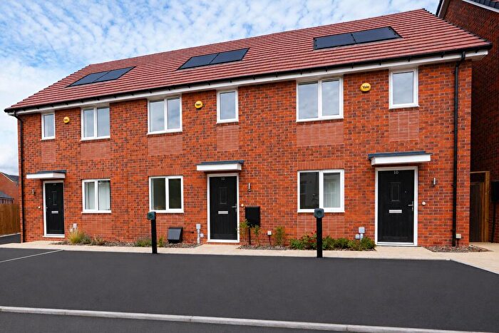 2 Bedroom End Of Terrace House For Sale In Old Oak Place, Upper Lighthorne, Leamington Spa, Warwickshire, CV33