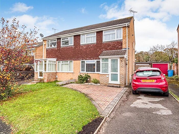 3 Bedroom Semi Detached House For Sale In Freshwater Drive, Hamworthy, BH15