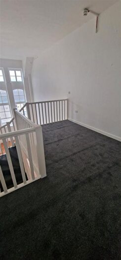 1 Bedroom Flat To Rent In Meyrick Street, Pembroke Dock, SA72