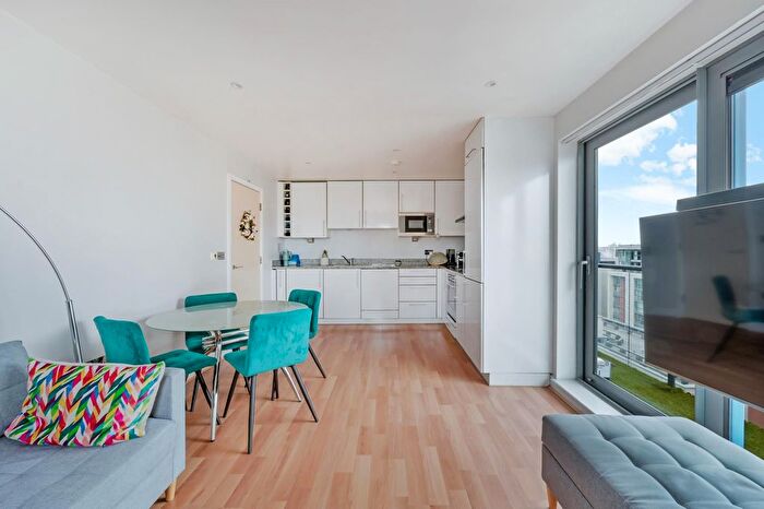 2 Bedroom Flat To Rent In Westgate Apartments, Western Gateway, London, E16