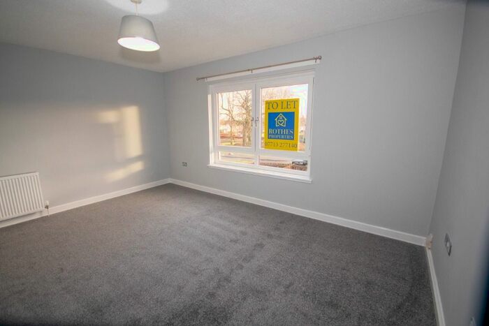 2 Bedroom Flat To Rent In Church Street, Glenrothes, KY7