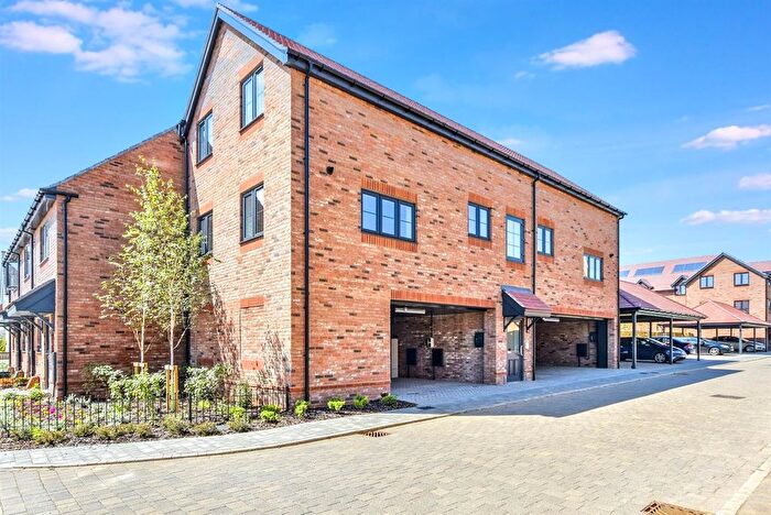 2 Bedroom Flat For Sale In Barnwell Gardens, Priors Hall Park, NN17