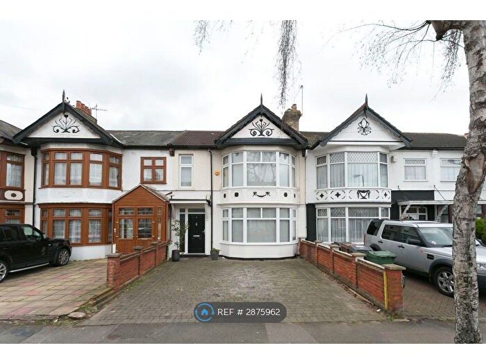3 Bedroom Terraced House To Rent In Nelson Road, London, E4