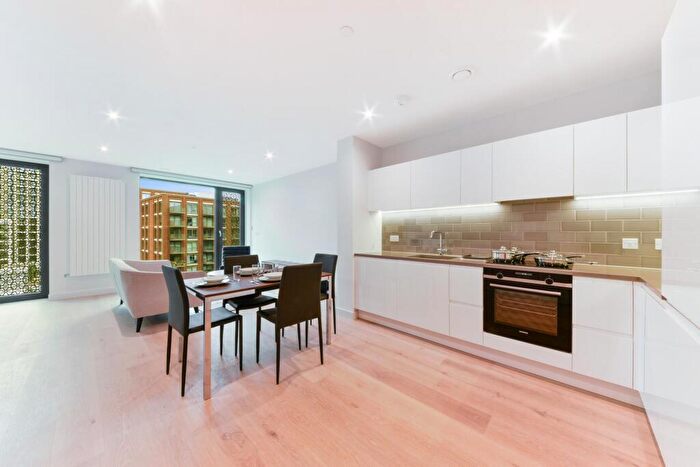 Apartment To Rent In John Cabot House, Royal Wharf, London, E16
