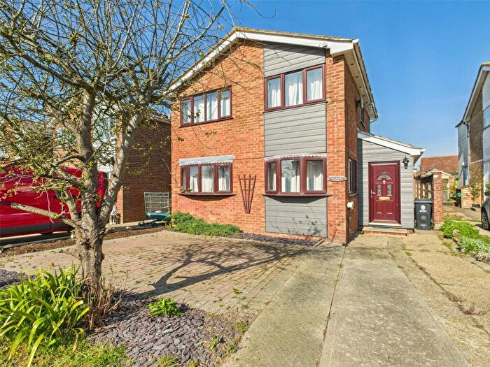 3 Bedroom Detached House For Sale In Hamford Drive, Great Oakley, Harwich, Essex, CO12
