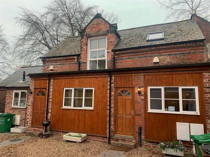 2 Bedroom Property To Rent In Burns Street, Nottingham, NG7