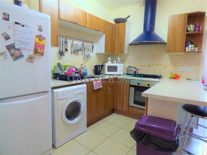 2 Bedroom Terraced House To Rent In Thorpe Street, Leicester, LE3