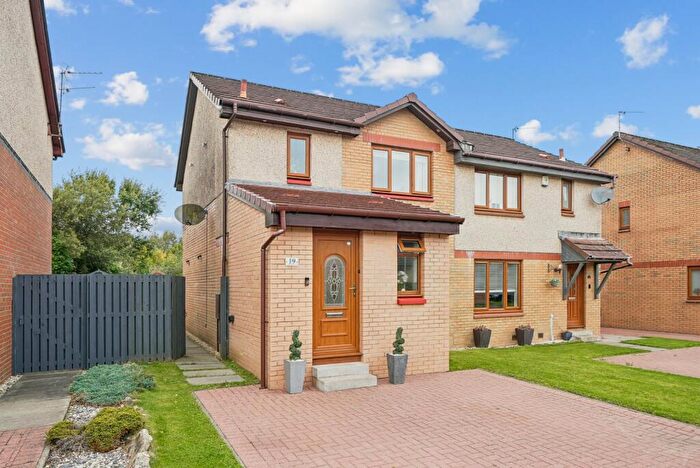 3 Bedroom Semi-Detached House For Sale In Ladysmith Drive, East Kilbride, Glasgow, South Lanarkshire, G75