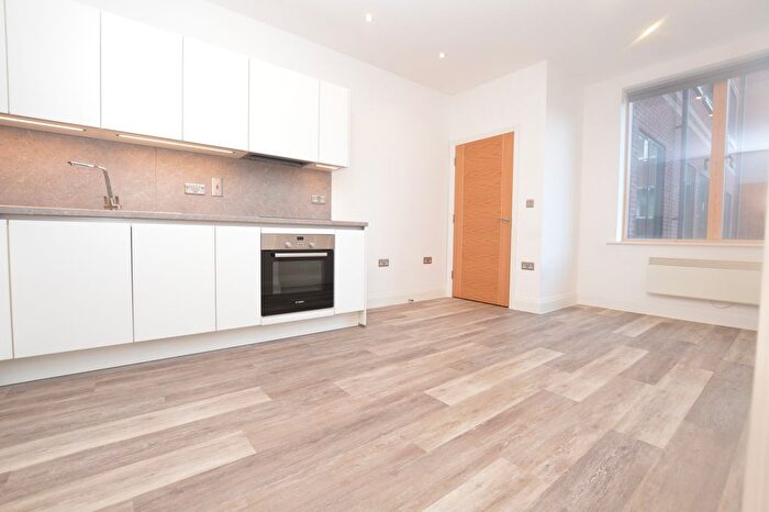 1 Bedroom Flat To Rent In Elmfield Road, Bromley, BR1