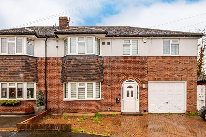 3 Bedroom Terraced House For Sale In Whitebridge Close, Hounslow, Feltham, TW14