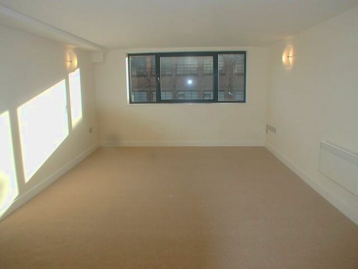 2 Bedroom Apartment To Rent In Abacus Building, B12
