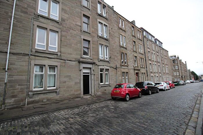 1 Bedroom Flat To Rent In G/R, Ogilvie Street, Dundee, DD4