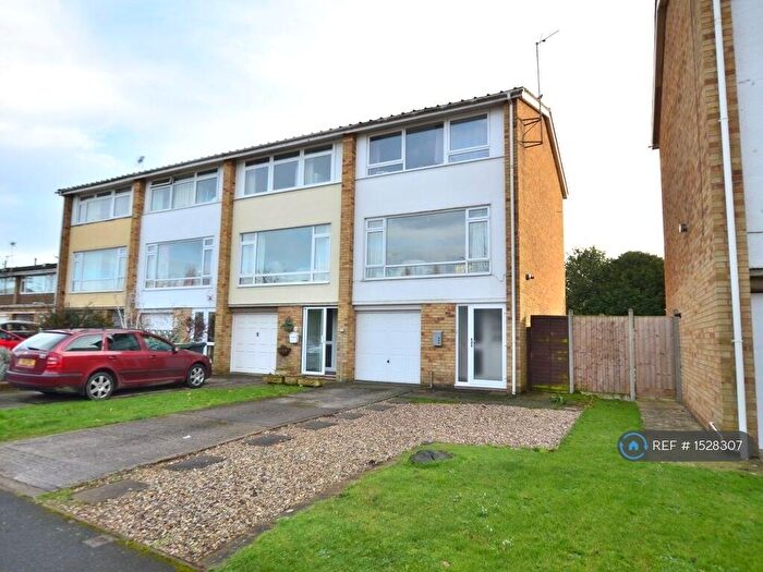 3 Bedroom End Of Terrace House To Rent In Fairmile Gardens, Longford, Gloucester, GL2