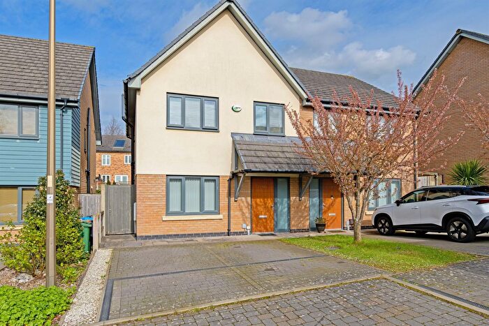 3 Bedroom Semi Detached House For Sale In Overton Green, Frodsham, WA6