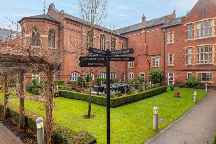 3 Bedroom Retirement Property For Sale In Lillington Avenue, Leamington Spa, Warwickshire, CV32