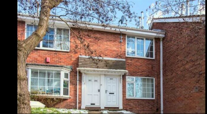 1 Bedroom Flat To Rent In Vesper Road, Leeds, LS5