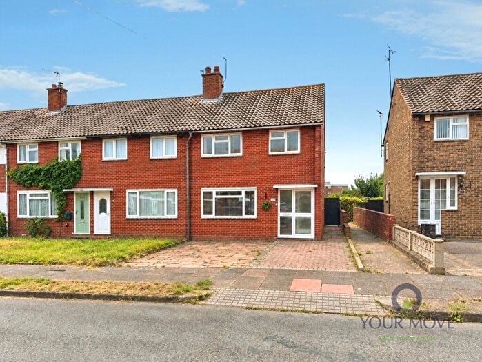 3 Bedroom End Of Terrace House For Sale In Iden Street, Eastbourne, East Sussex, BN22