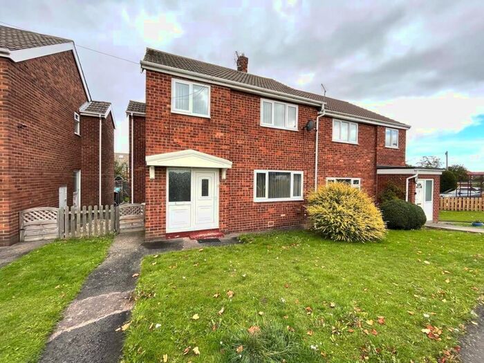 3 Bedroom Semi-Detached House To Rent In Pelaw Crescent, Chester Le Street, DH2