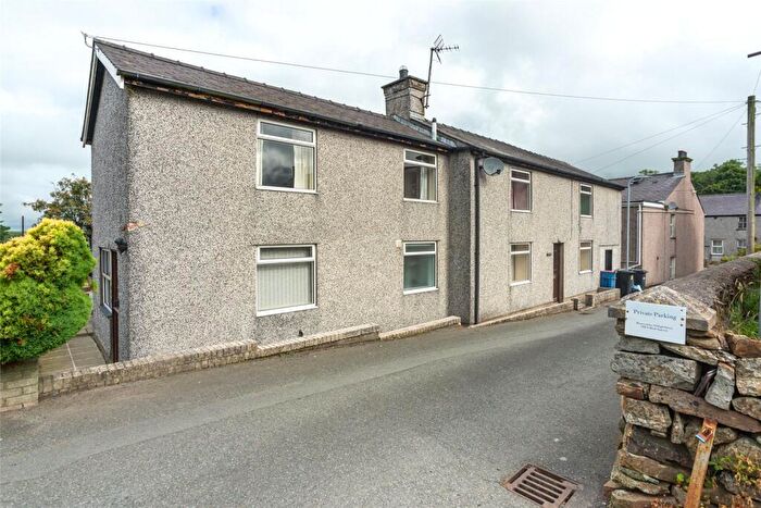 4 Bedroom Detached House For Sale In Lon Cilgwyn, Llannerch-y-Medd, Isle Of Anglesey, LL71