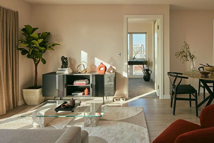 3 Bedroom Apartment To Rent In Bloomery Place, Sheffield, S1