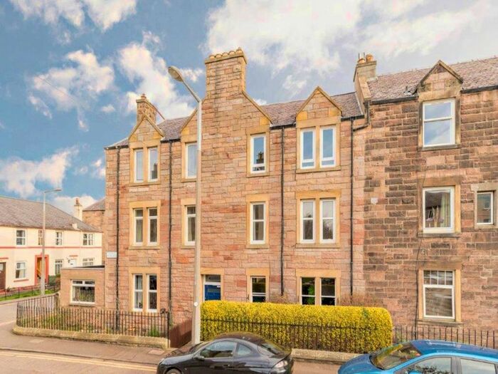 2 Bedroom Flat To Rent In Oswald Terrace, Corstorphine, Edinburgh EH12
