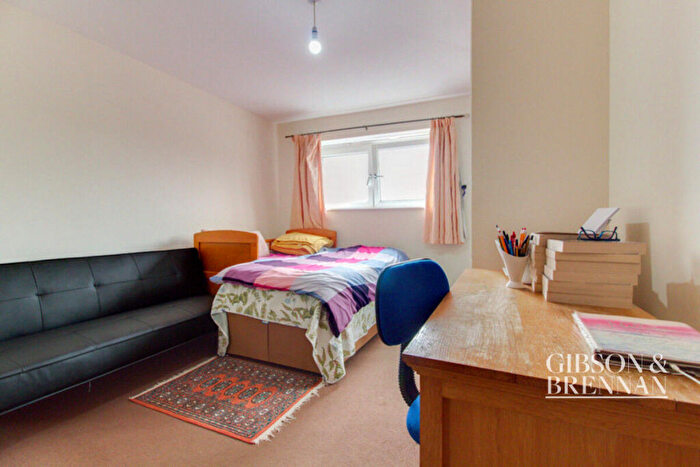 2 Bedroom Apartment To Rent In Cherrydown East, Basildon, SS16