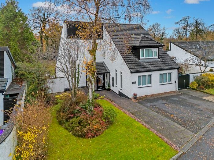 5 Bedroom Villa For Sale In The Paddock, Perceton, Irvine, KA11