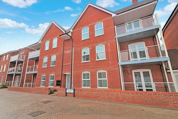 2 Bedroom Flat To Rent In Milk Churn Way, Cedar Meadows, Woolmer Green, SG3