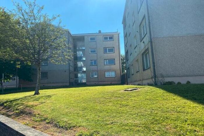 1 Bedroom Flat To Rent In Rockhampton Avenue, Glasgow, G75