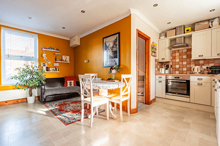 3 Bedroom Terraced House For Sale In Shirehampton Road, Sea Mills, Bristol, BS9