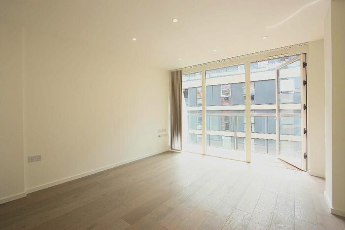 1 Bedroom Flat To Rent In Central Street, London, EC1V