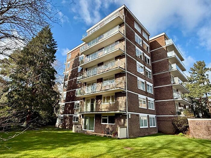 2 Bedroom Flat For Sale In Pine Park Mansions - Wilderton Road, Branksome Park, BH13