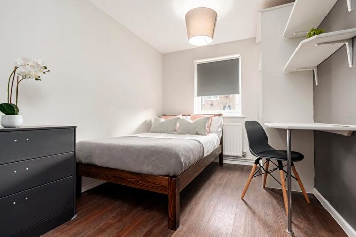 6 Bedroom House To Rent In Church Street, Nottingham, NG7