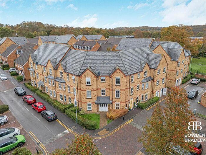 2 Bedroom Apartment For Sale In Green Park Court, Bushy Close, Romford, RM1