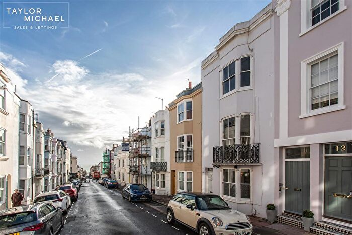 4 Bedroom Terraced House For Sale In Temple Street, Brighton, BN1