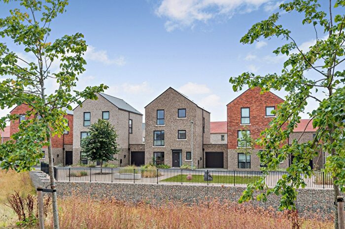 4 Bedroom Detached House For Sale In Gregory Park South, Cambridge, CB5