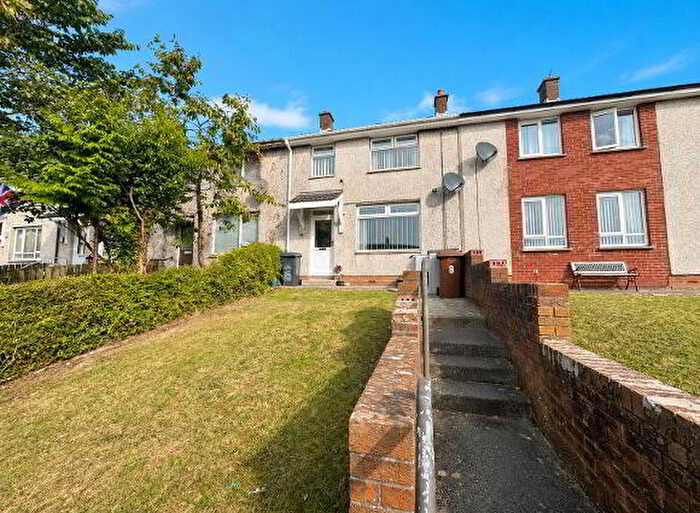 3 Bedroom Mid Terraced House For Sale In Castlemara Drive, Carrickfergus, BT38
