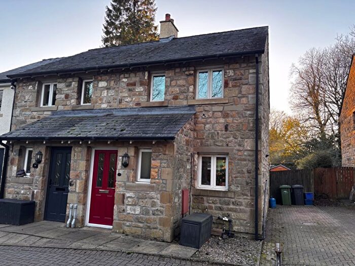 2 Bedroom Semi Detached House For Sale In Maple Close, Sedbergh, LA10